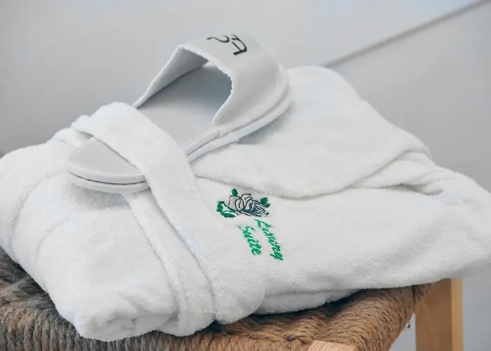 Tenuta L'alba Di Monte Matino - Mobil * Otranto